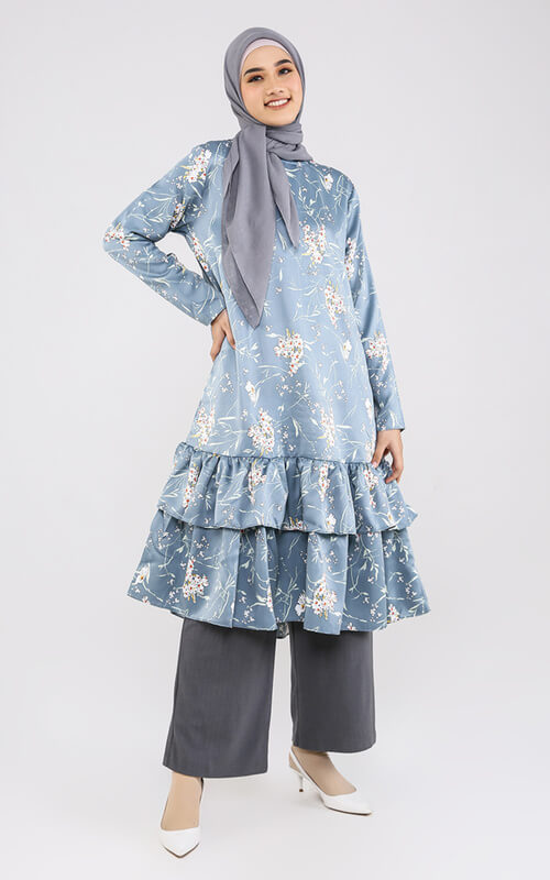 Tunik Biru Aksen Ruffle