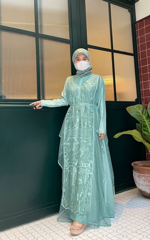 Dress Elegan Dengan Outer Organza Tosca