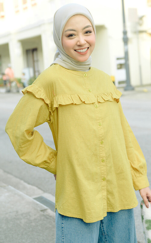 Blus Ruffle Kecil