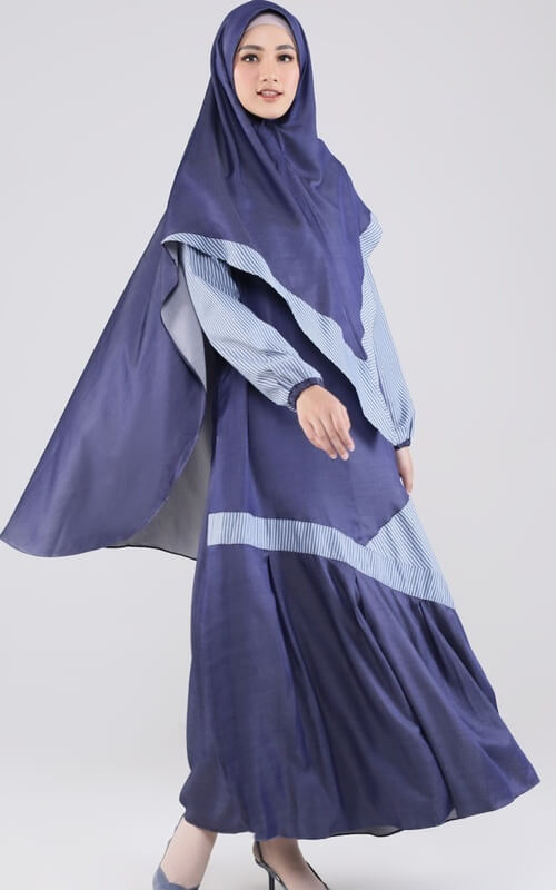 Gamis Monokrom