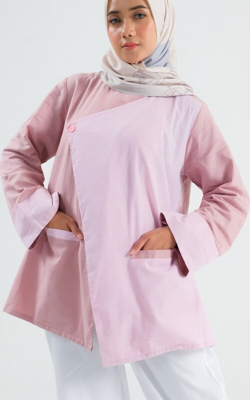 Baju Pink dengan Saku