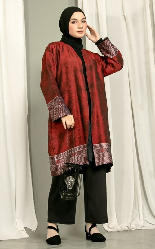 Outer Merah Maroon