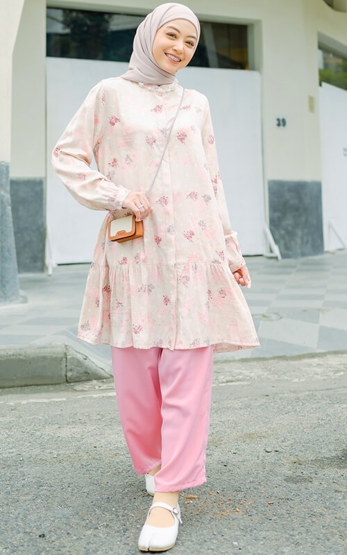 Outfit Bukber Simple Nuansa Pink