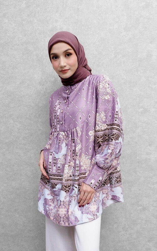 Blouse Ungu Motif with Balloon Sleeves