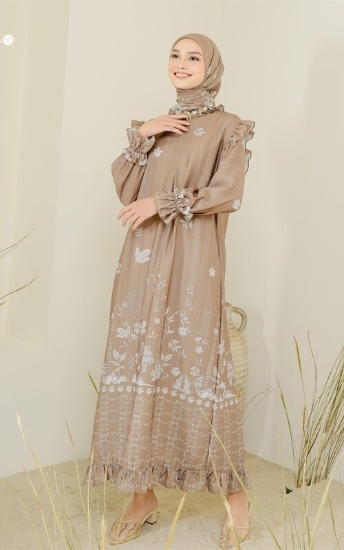 Dress Coklat Aksen Ruffle