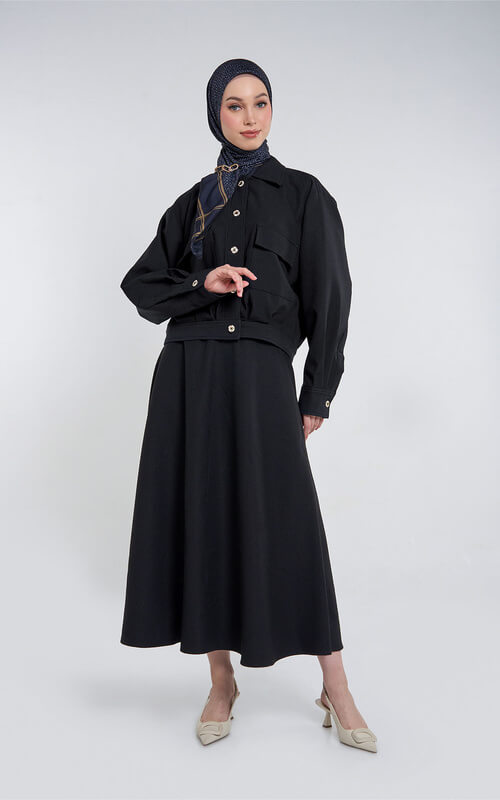 Style Hijab Simple Serba Hitam