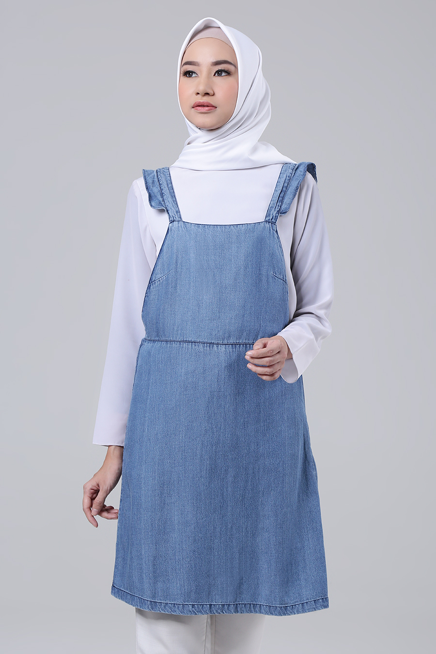 Mix and Match Overall untuk Liburan - Playful style