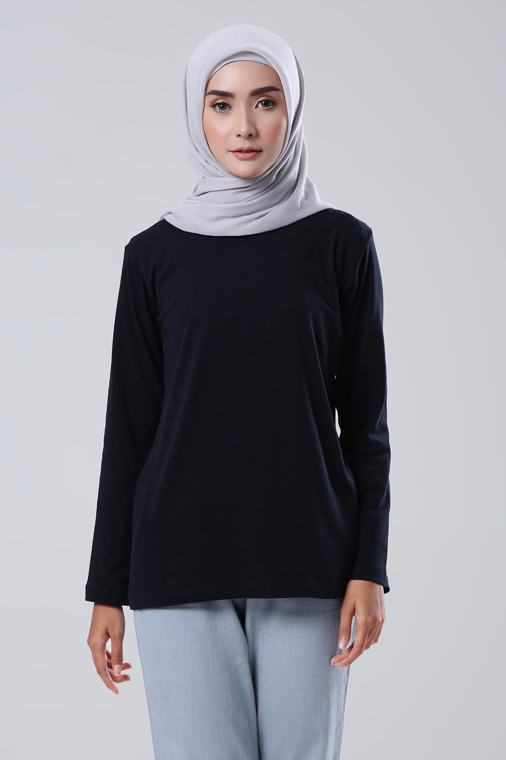 Pakaian Wajib yang Harus Dimiliki Hijabers - Rounded Neck Manset