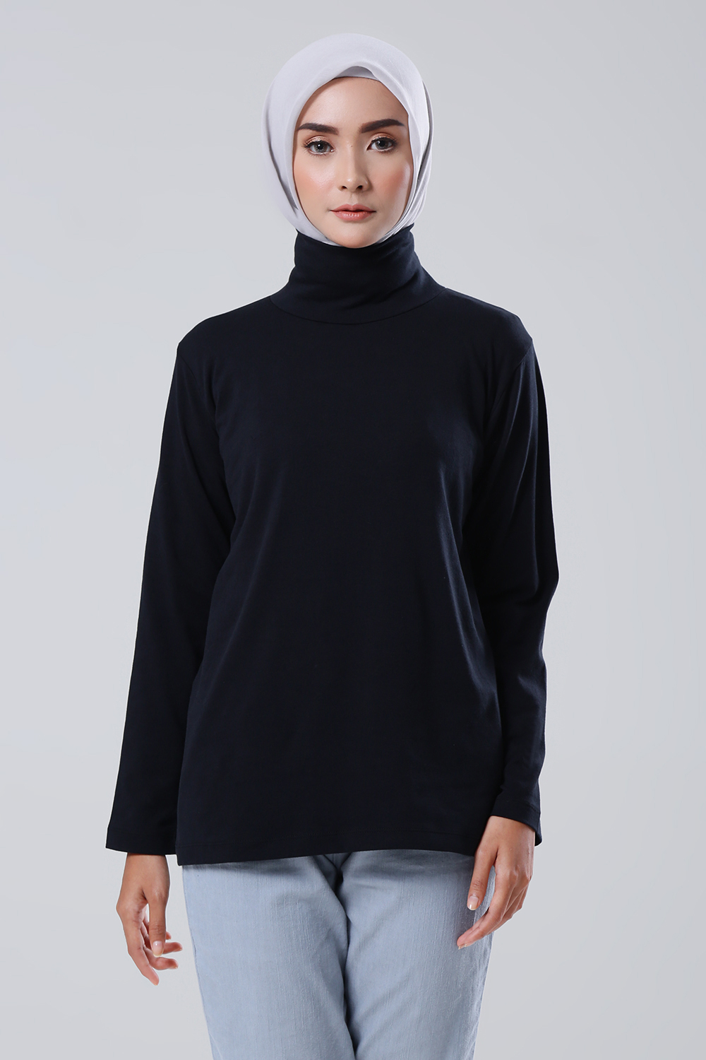 Pakaian Wajib yang Harus Dimiliki Hijabers - Turtle Neck Manset