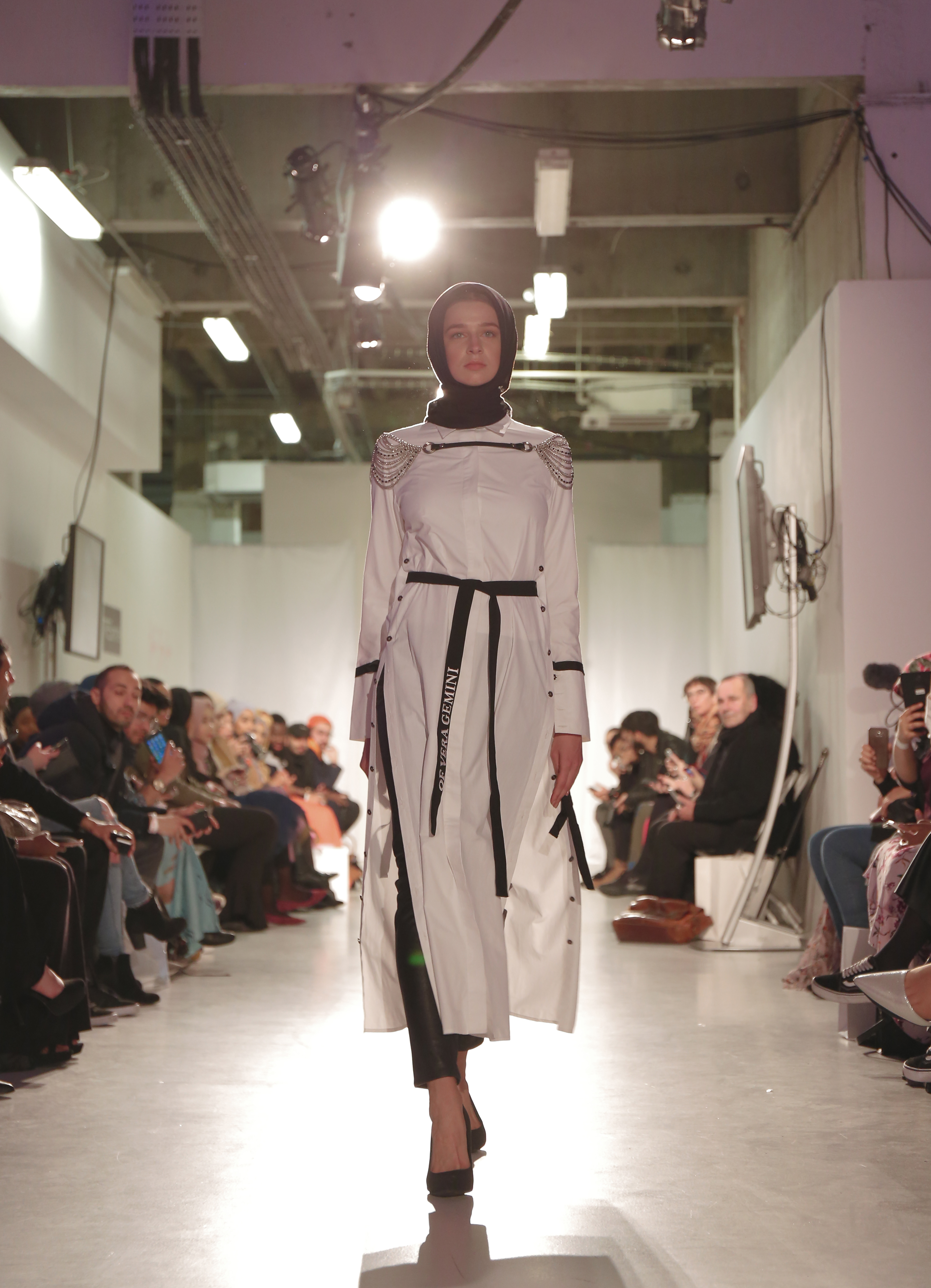 Desainer Indonesia Unjuk Gigi Di London Modest Fashion Week