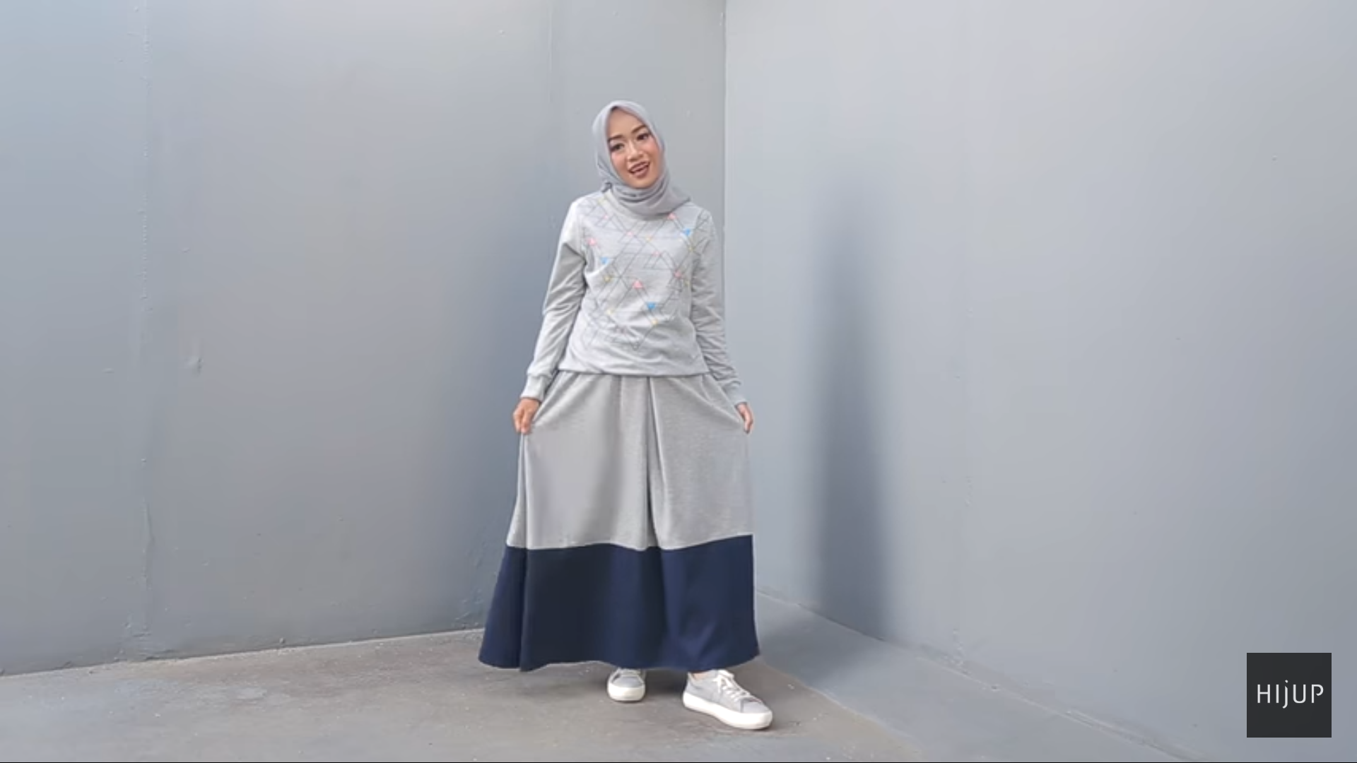 Review Atasan untuk Rok A-Line