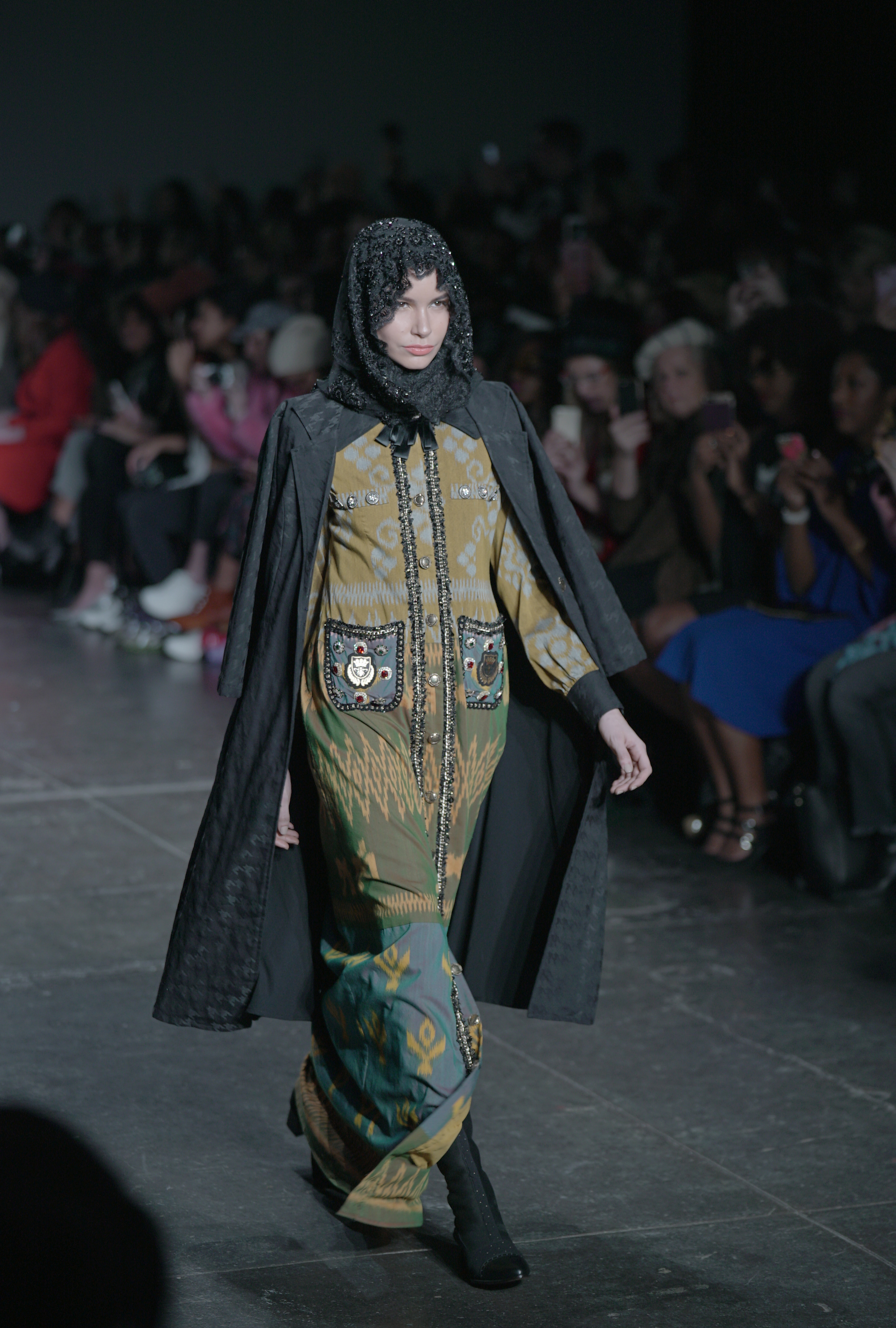 Kain Kalimantan Unjuk Gigi di New York Fashion Week 2018