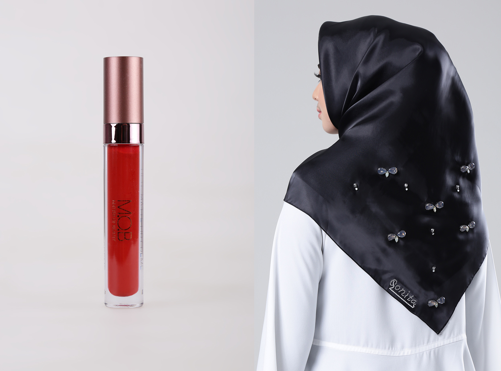 Jilbab yang Cocok Untuk Lipstik Merah - Jilbab Hitam