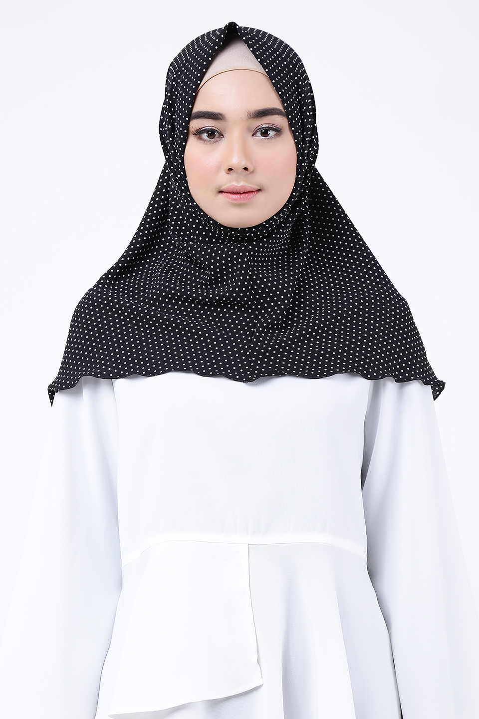 Jilbab motif polkadot