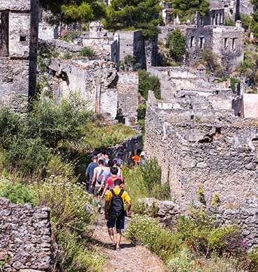 Trek het woud in met een wandeltocht van Hillside Beach Club