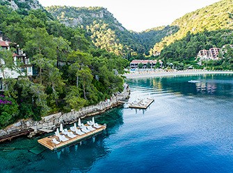 The Ceo Of Alarko Tourism Group, Edip Ilkbahar, And His Team Are Getting Ready For The New Season With World-Renowned Awards