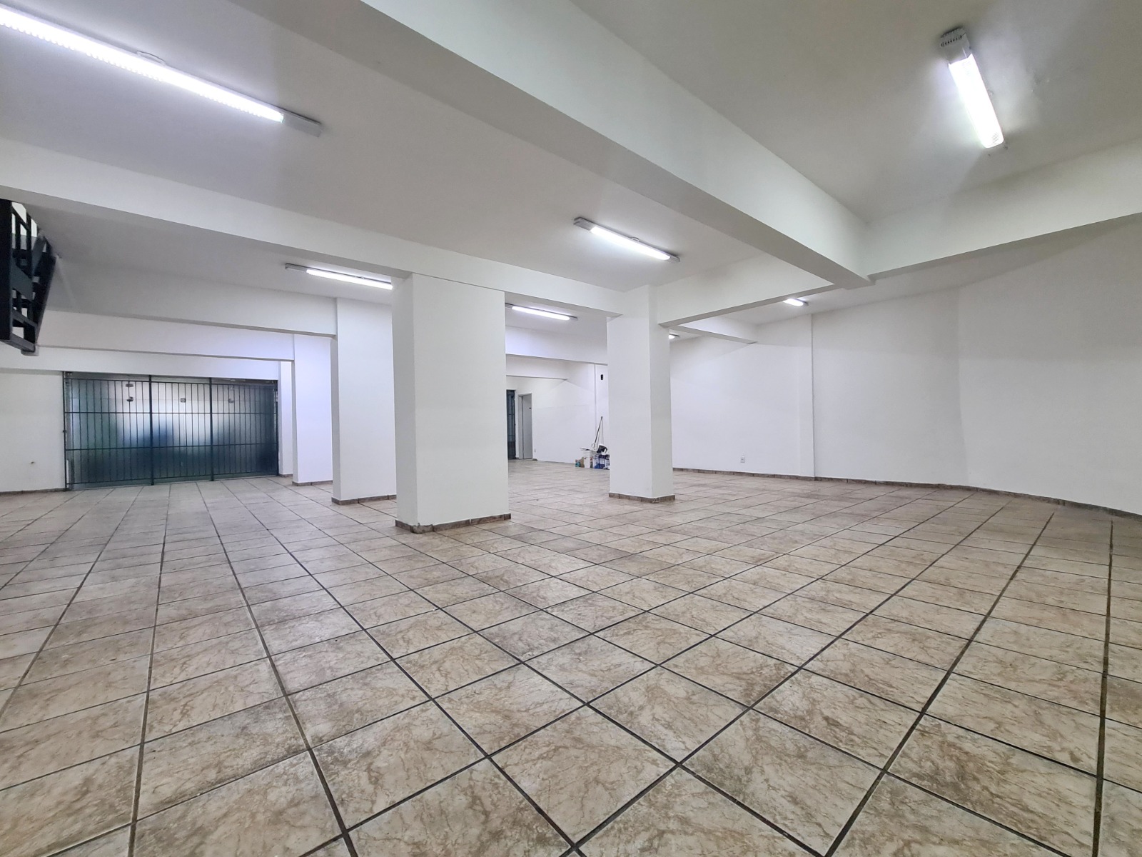 Sala-Conjunto, 380 m² - Foto 1