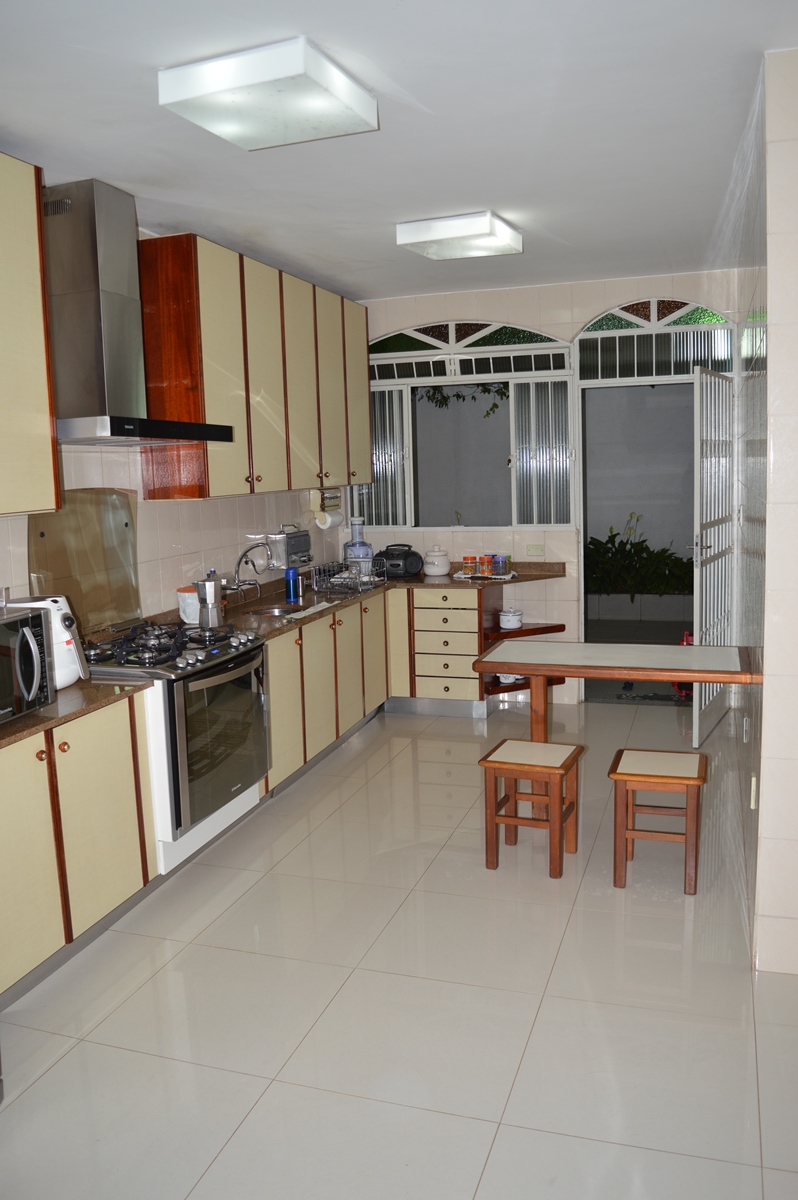 Casa, 3 quartos, 230 m² - Foto 13