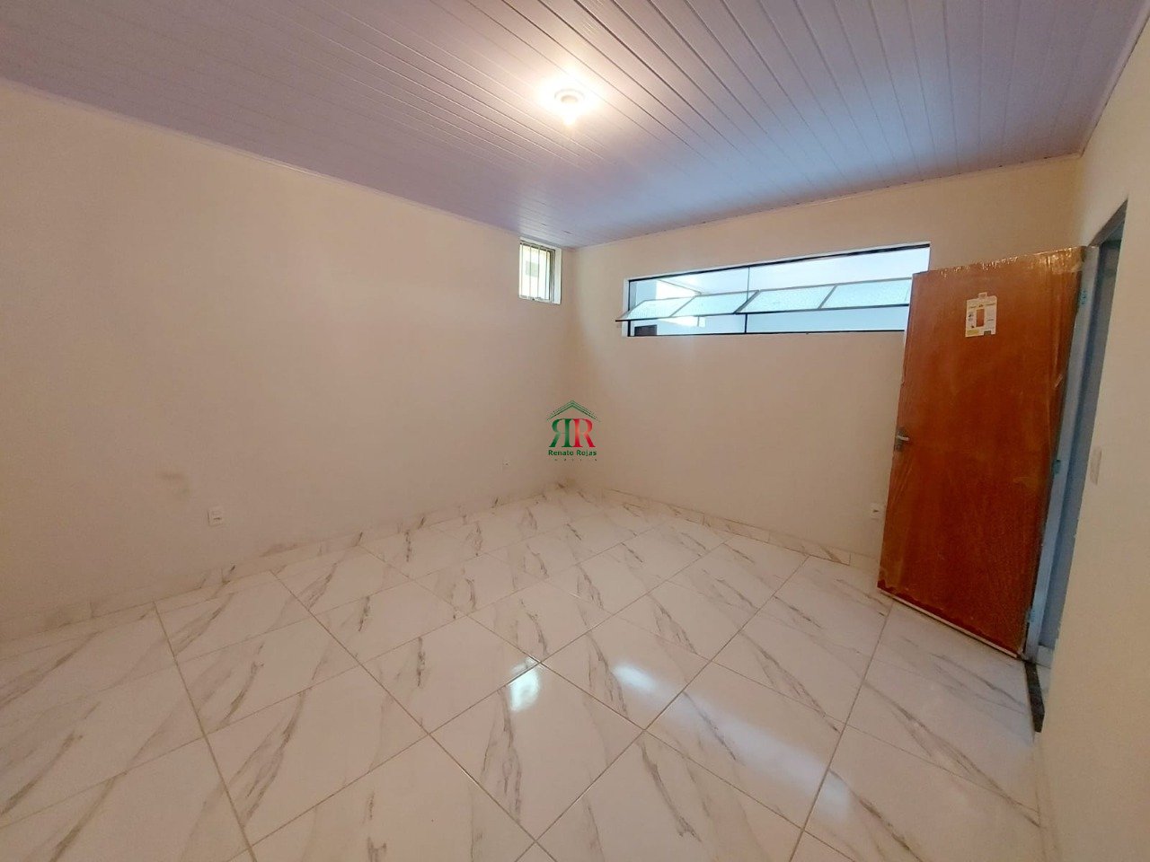 Casa com 2 quartos para alugar no bairro Milanez em Contagem - foto principal