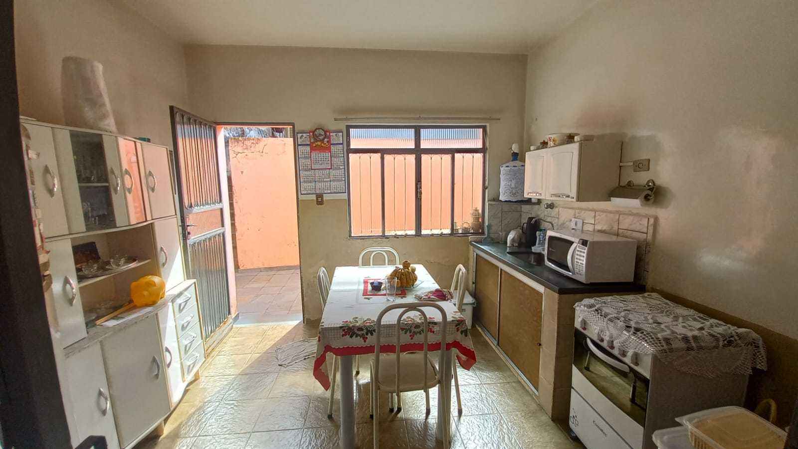 Casa, 3 quartos, 300 m² - Foto 8