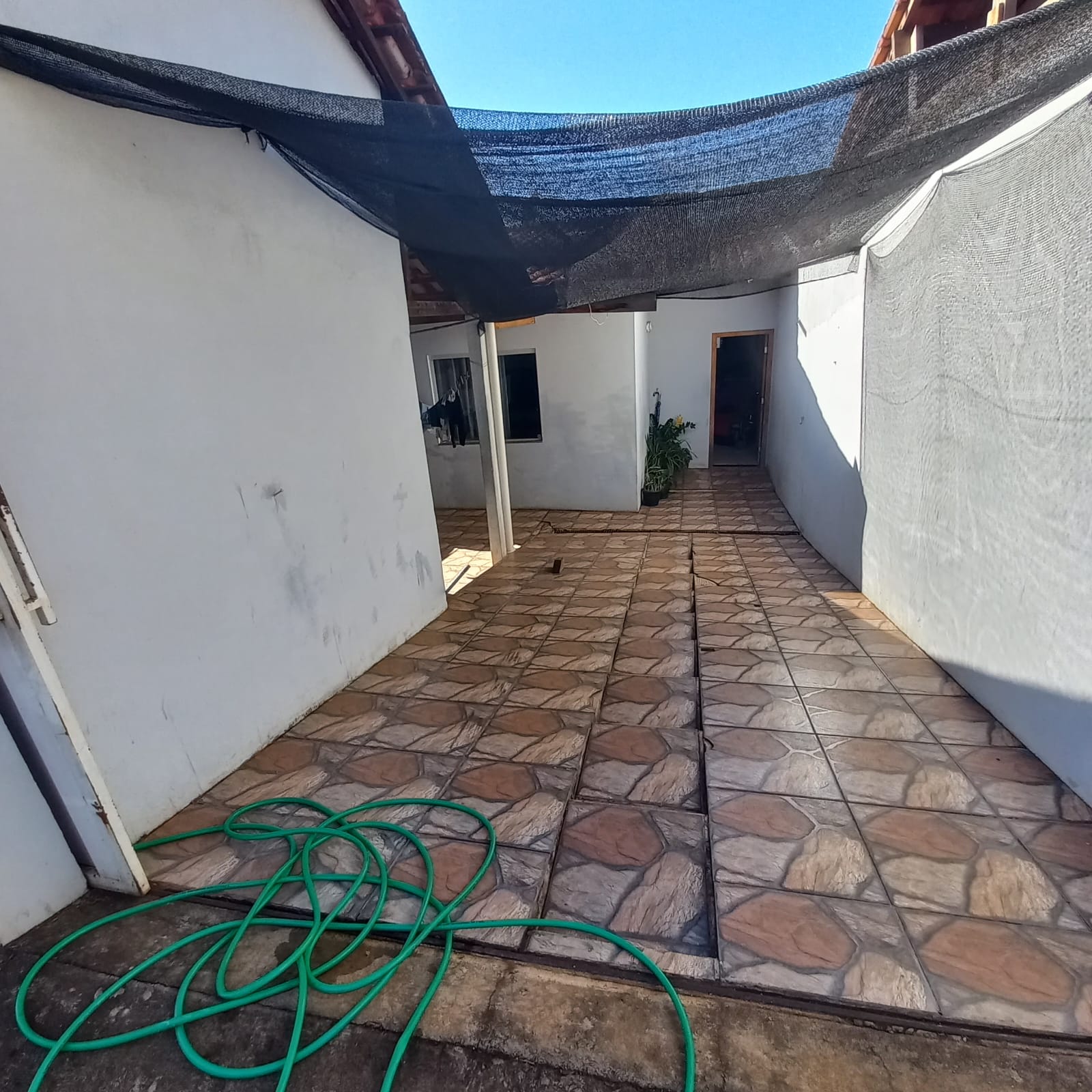 Casa, 4 quartos, 210 m² - Foto 2