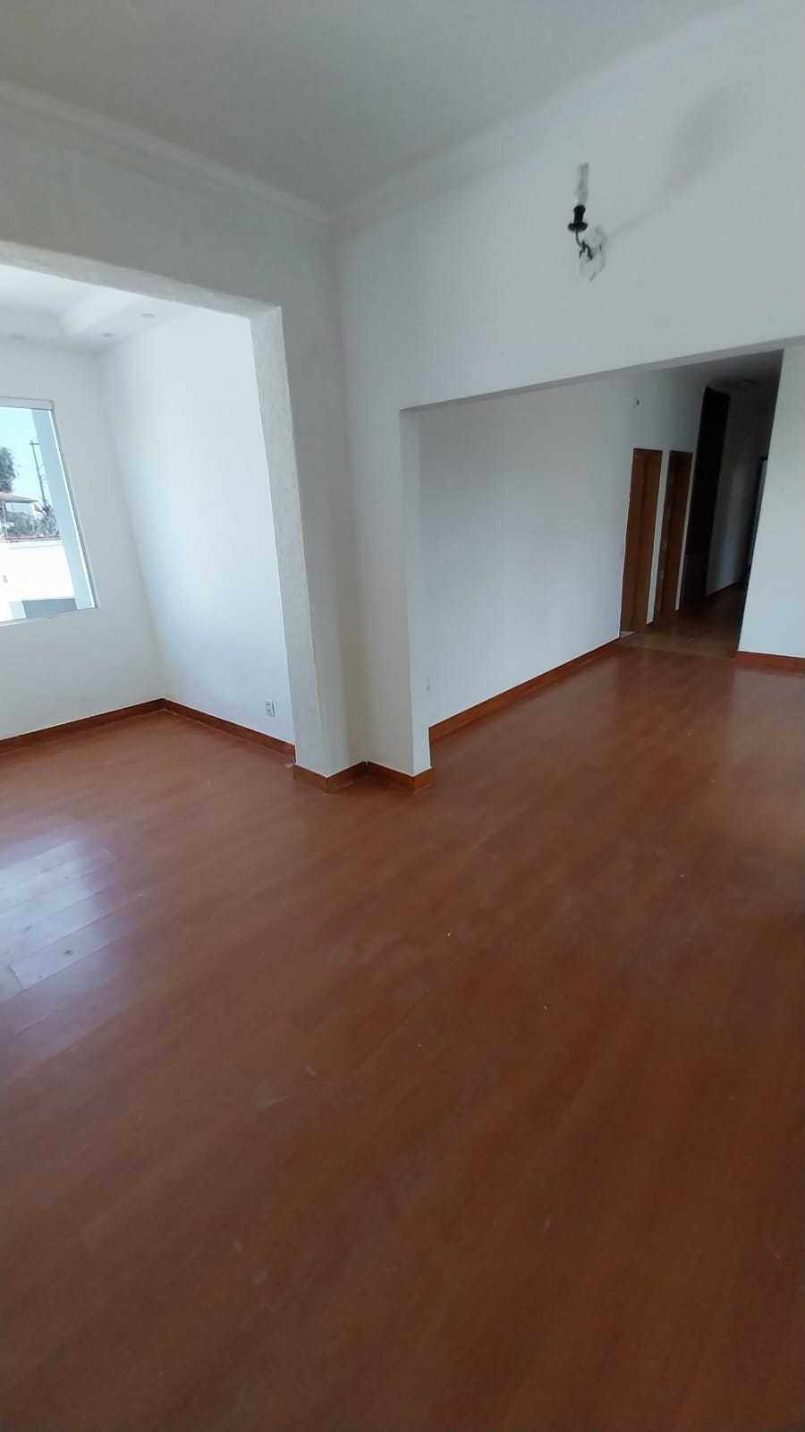 Casa, 4 quartos, 290 m² - Foto 2
