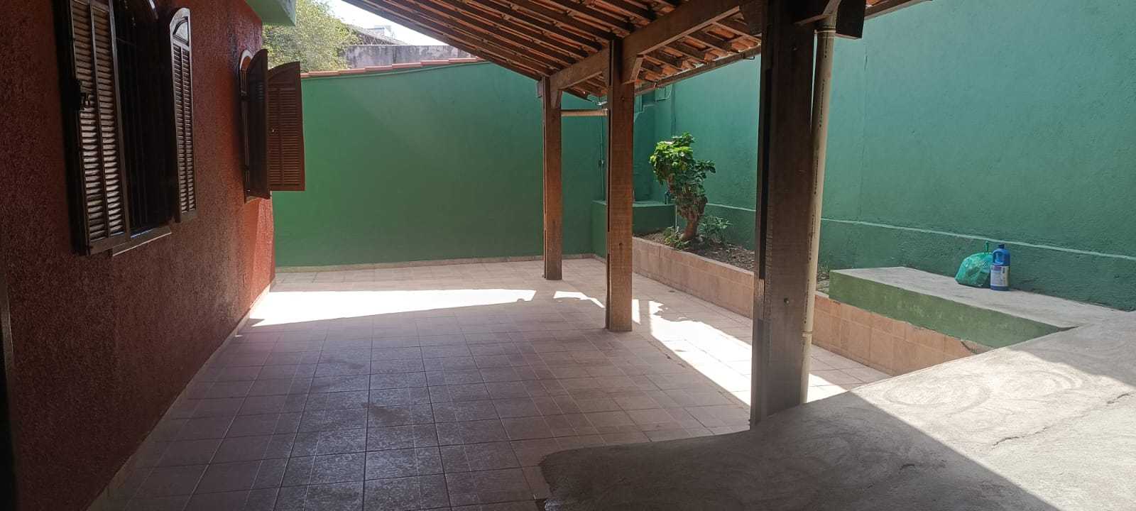 Casa, 3 quartos, 254 m² - Foto 2