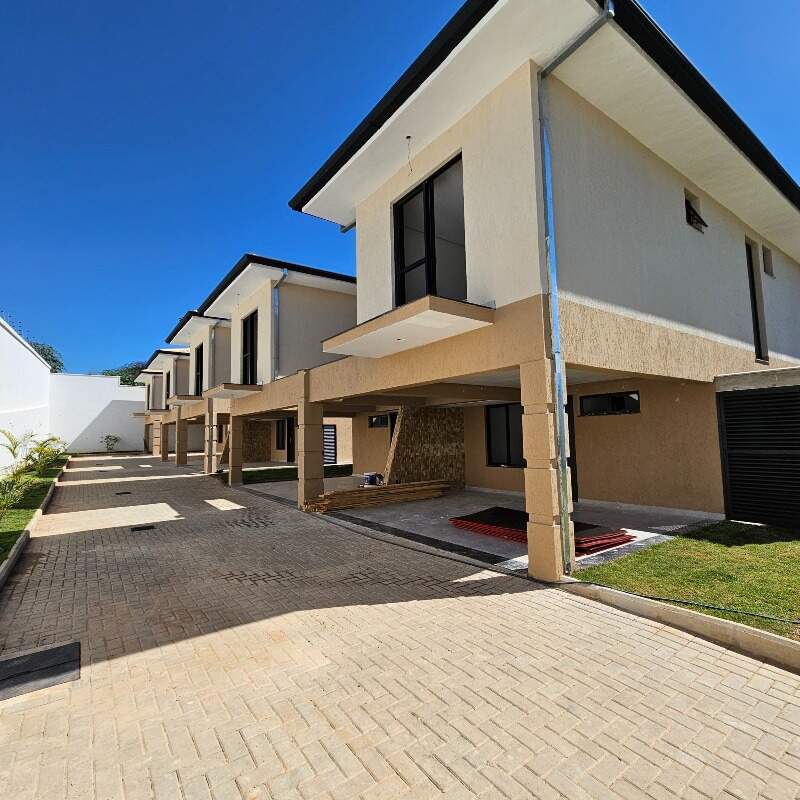 Casa, 4 quartos, 123 m² - Foto 1