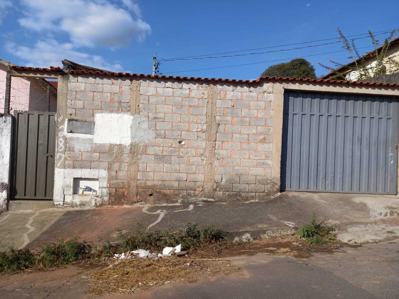 Casa com 2 quartos para alugar no bairro Jardim Orlândia em Varginha - foto principal