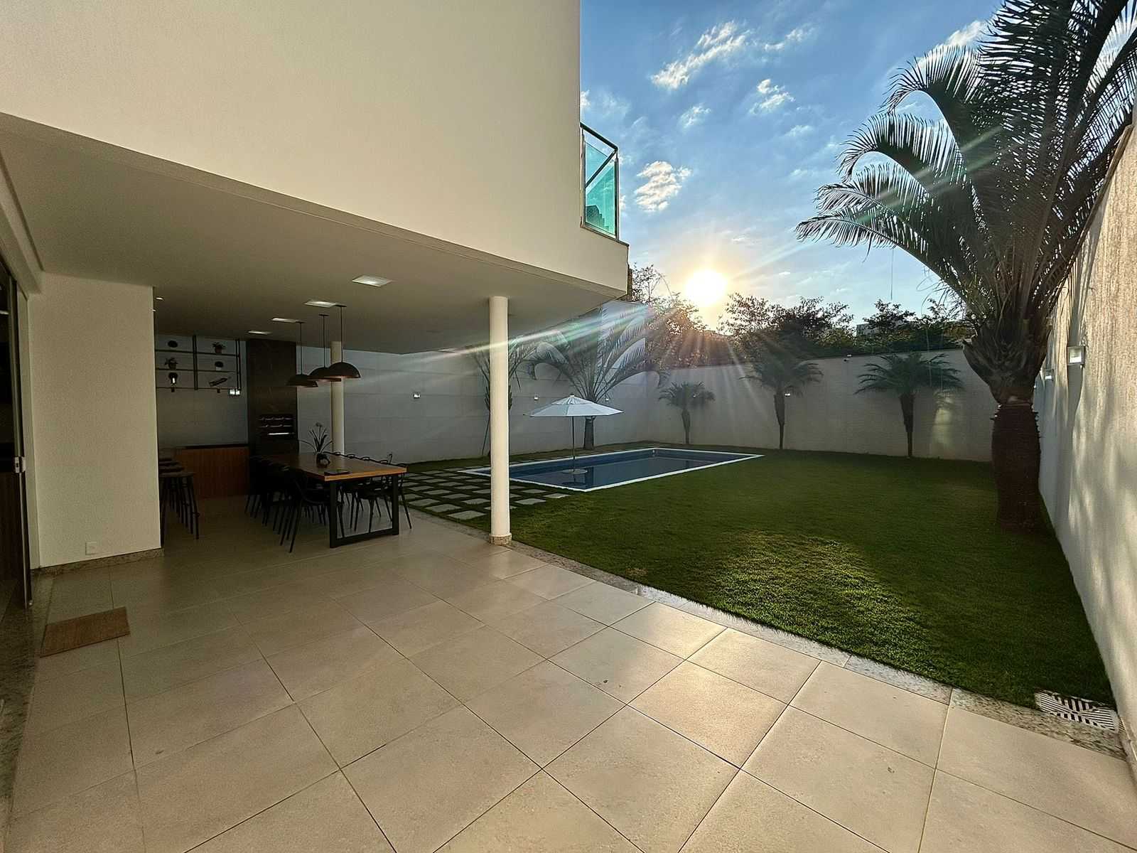 Casa, 4 quartos, 288 m² - Foto 4