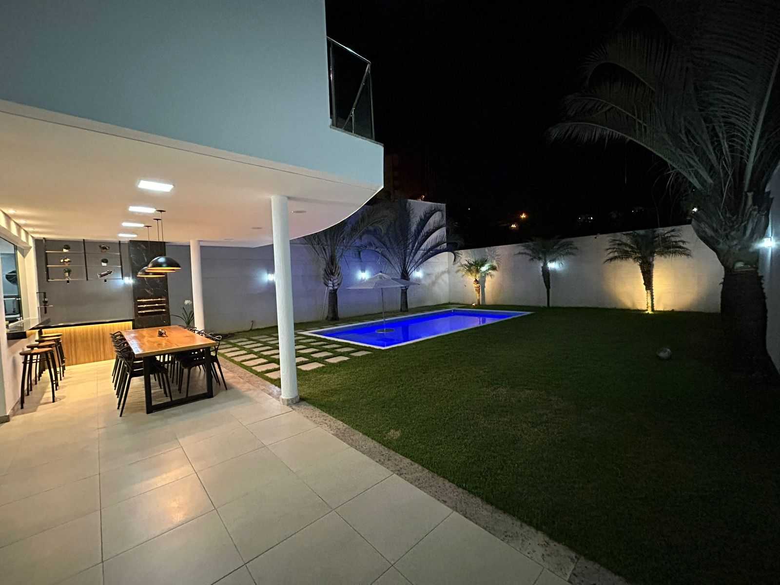 Casa, 4 quartos, 288 m² - Foto 3