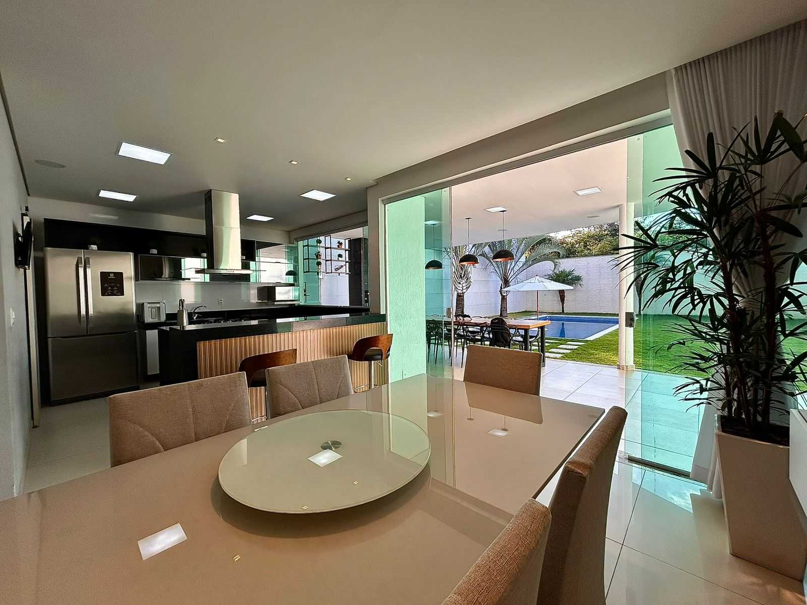 Casa, 4 quartos, 288 m² - Foto 22