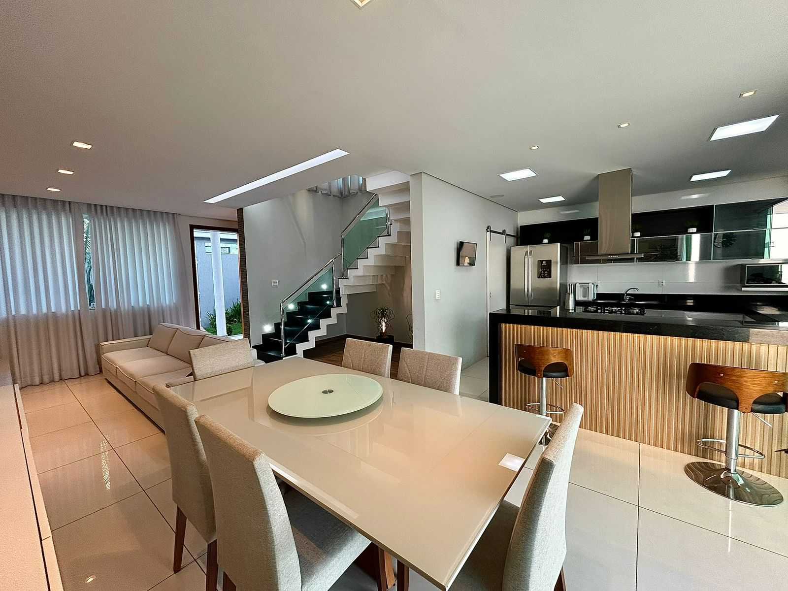 Casa, 4 quartos, 288 m² - Foto 17