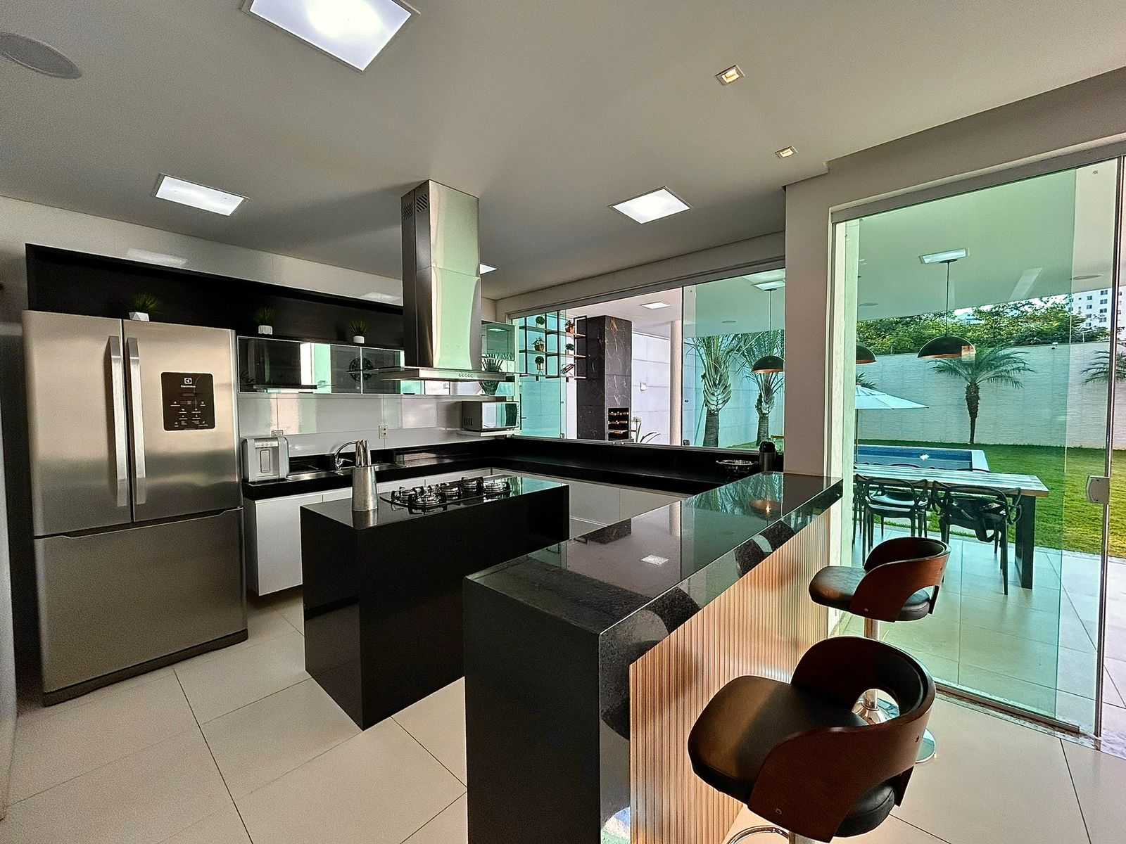 Casa, 4 quartos, 288 m² - Foto 25