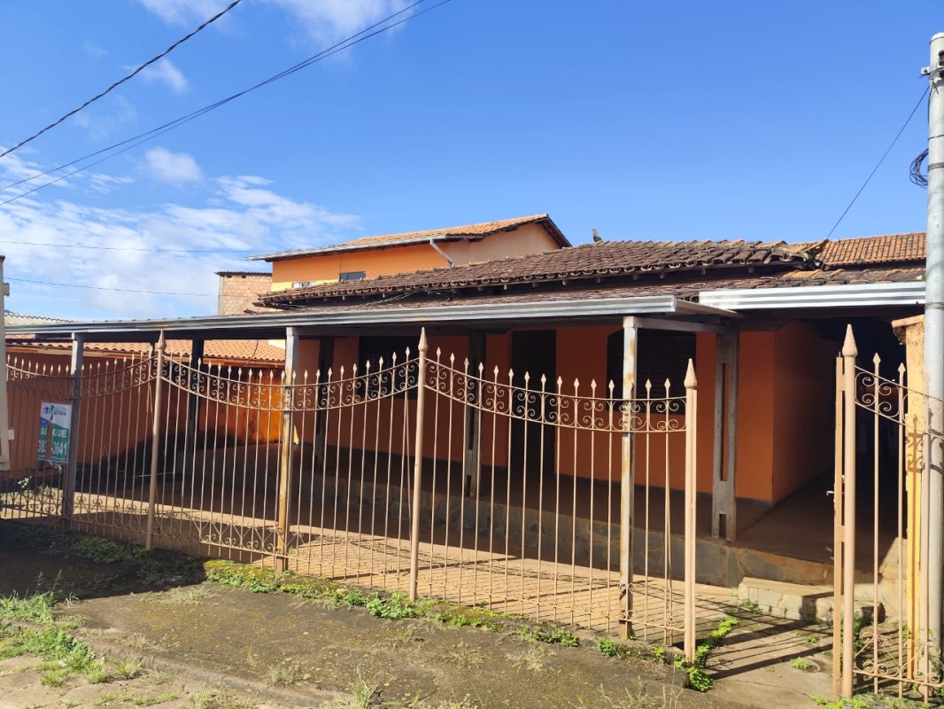 Casa, 3 quartos, 180 m² - Foto 2