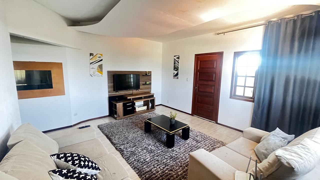 Casa, 4 quartos, 340 m² - Foto 1