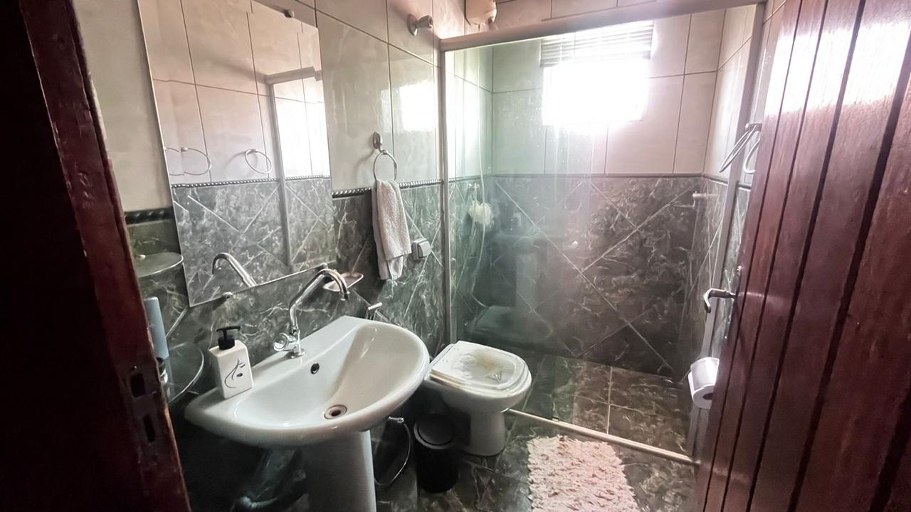 Casa, 4 quartos, 340 m² - Foto 9