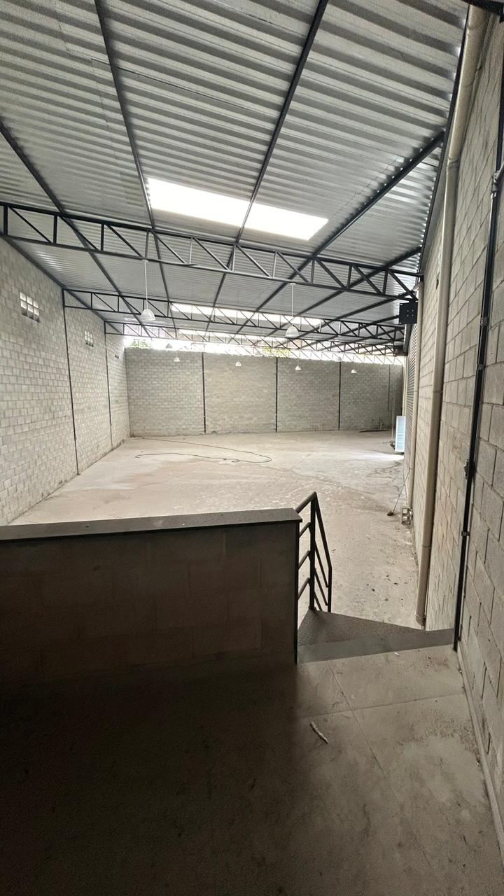 Depósito-Galpão, 360 m² - Foto 2