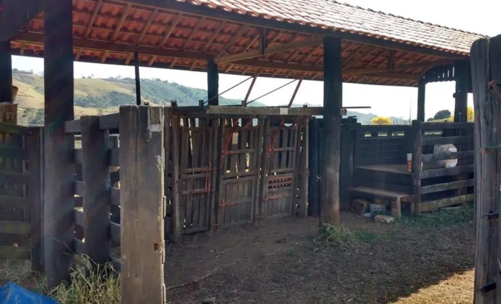 Sítio, 3 quartos, 30 hectares - Foto 18