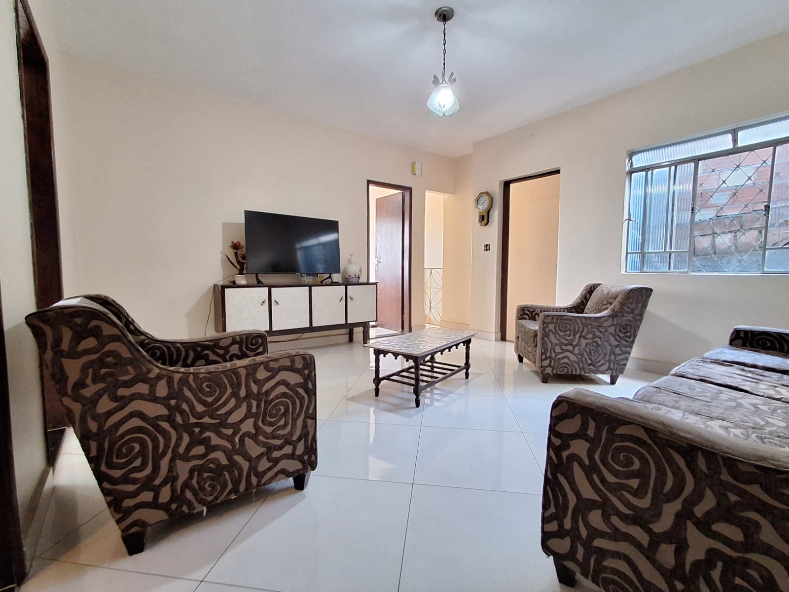 Casa, 3 quartos, 142 m² - Foto 2