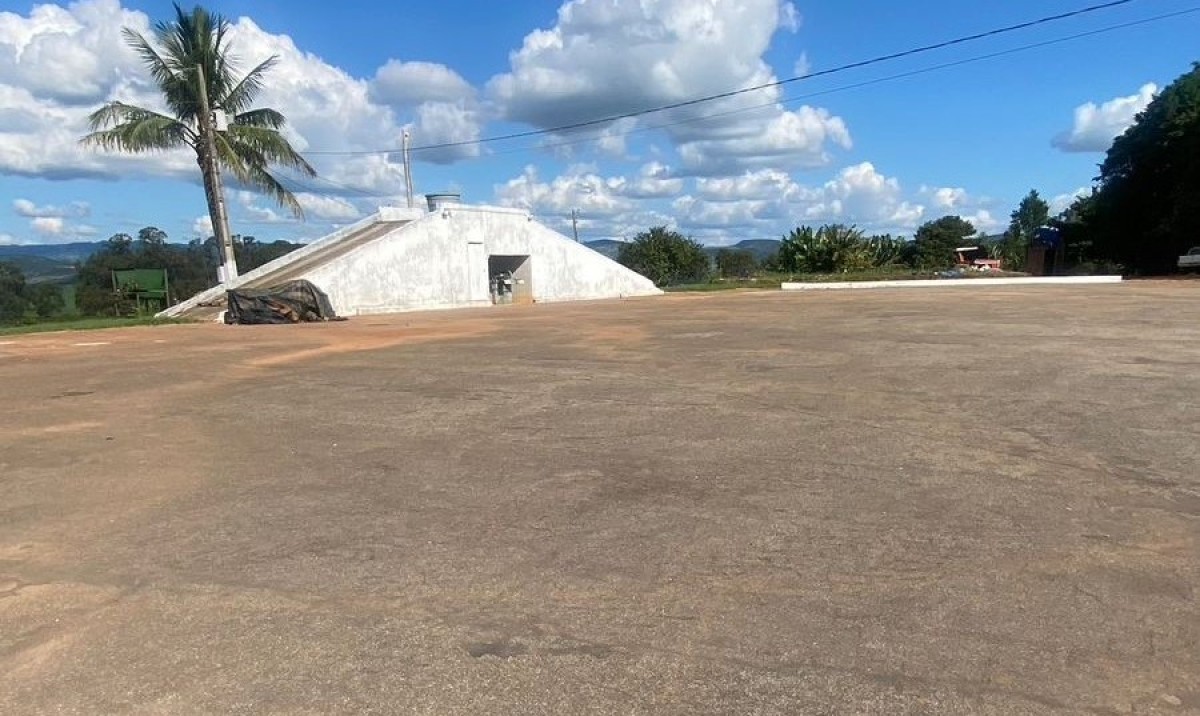 Sítio, 1 quarto, 24 hectares - Foto 18