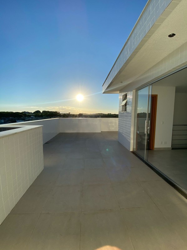 Cobertura, 3 quartos, 156 m² - Foto 2