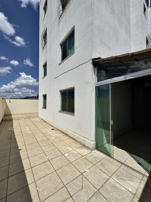 Apartamento, 3 quartos, 121 m² - Foto 2