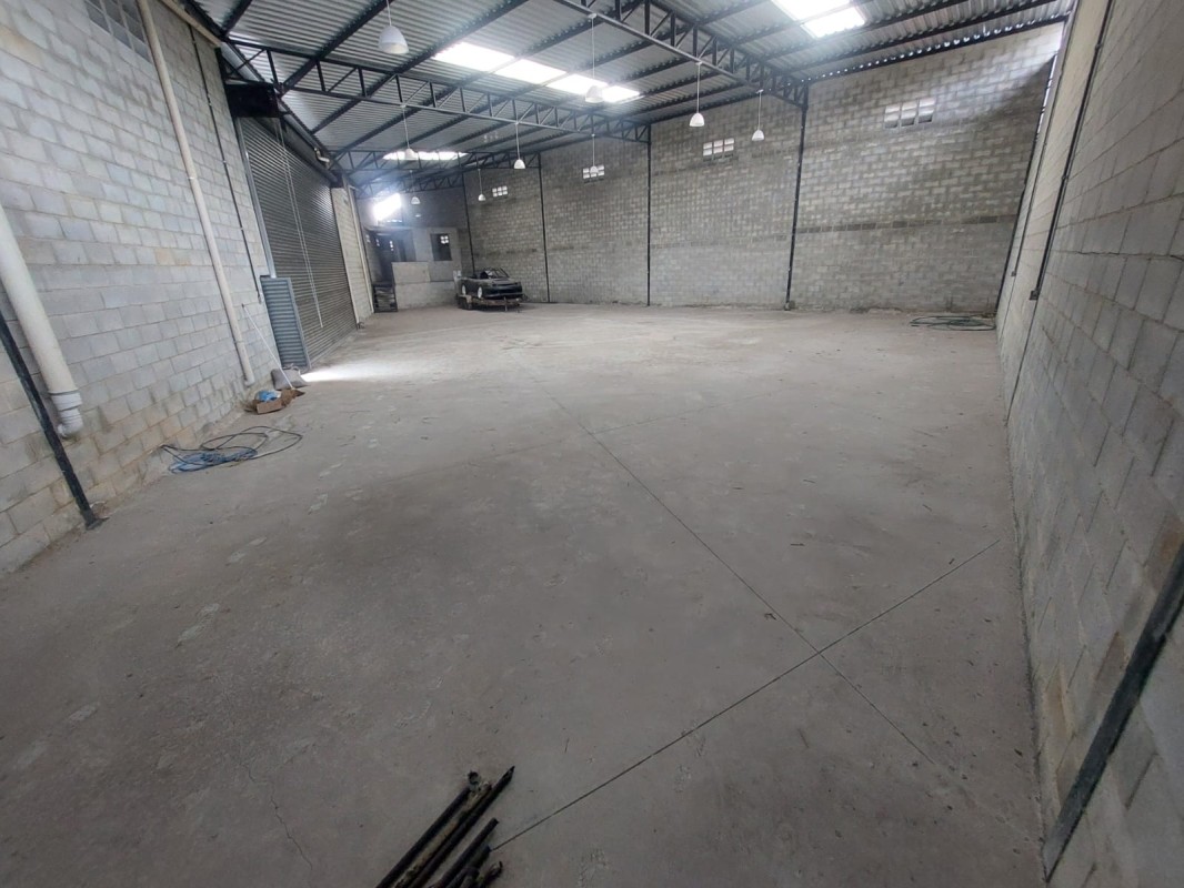 Depósito-Galpão, 420 m² - Foto 1