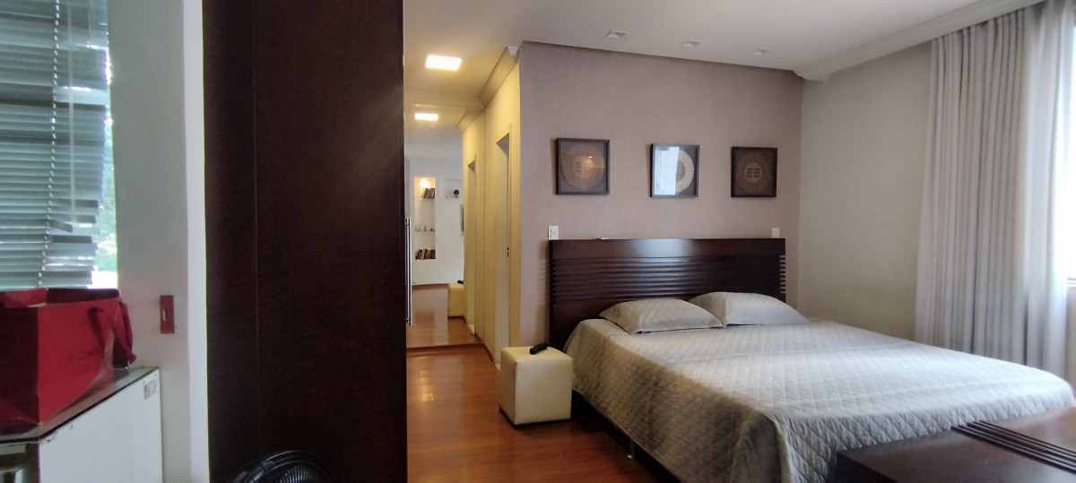 Casa, 4 quartos, 370 m² - Foto 13