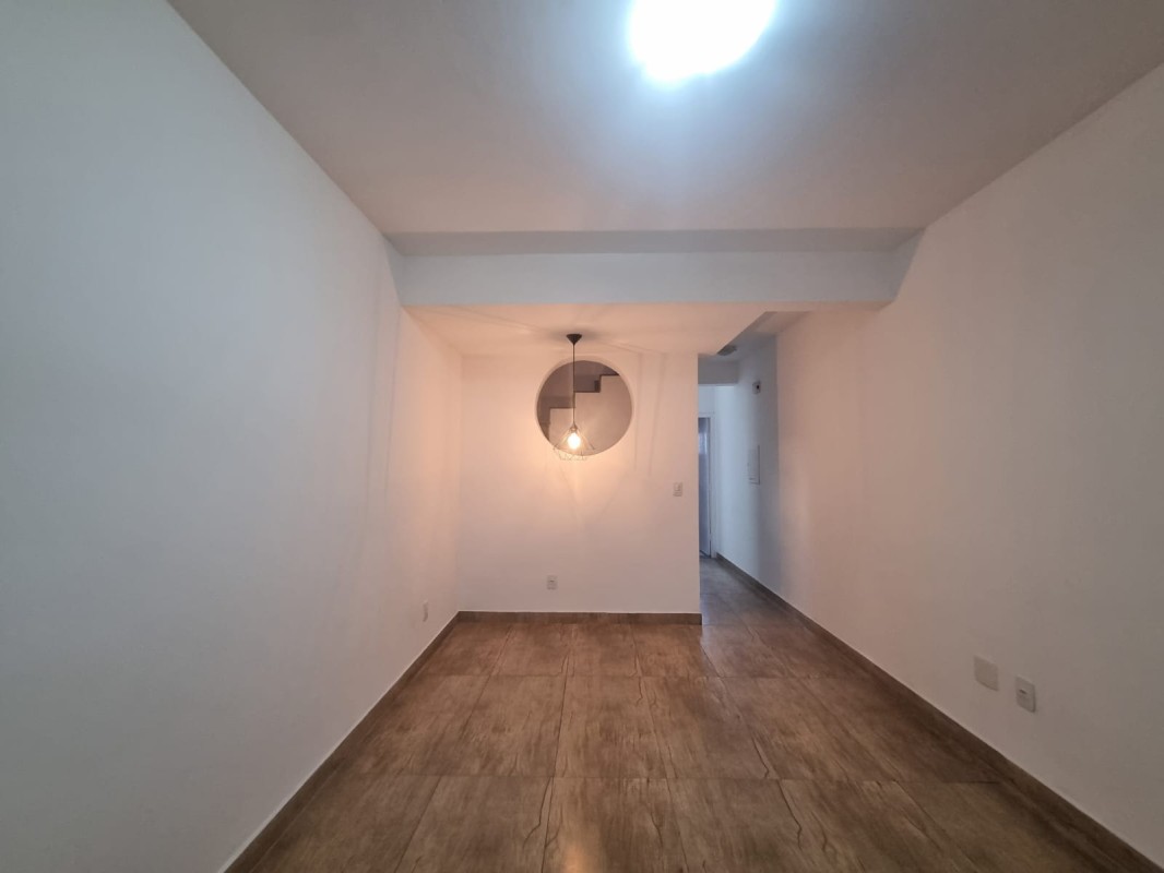 Casa, 2 quartos, 75 m² - Foto 1