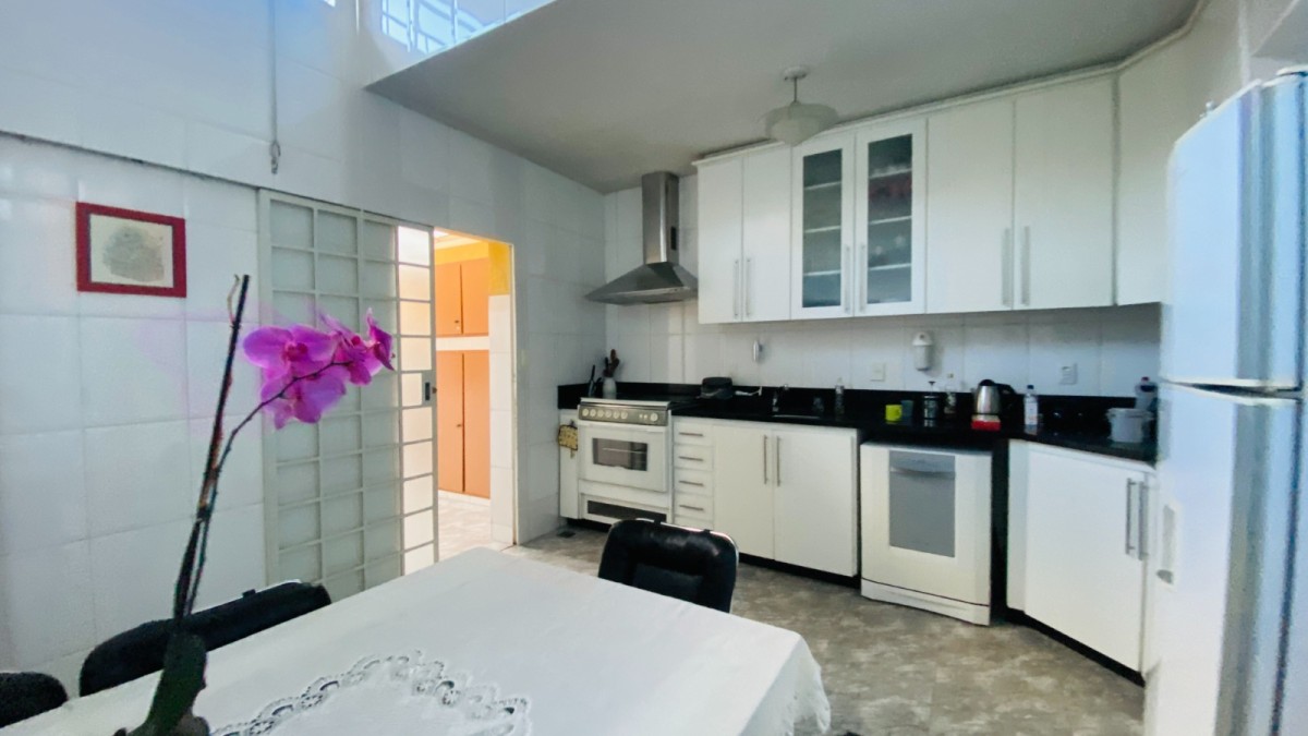 Casa, 4 quartos, 180 m² - Foto 14