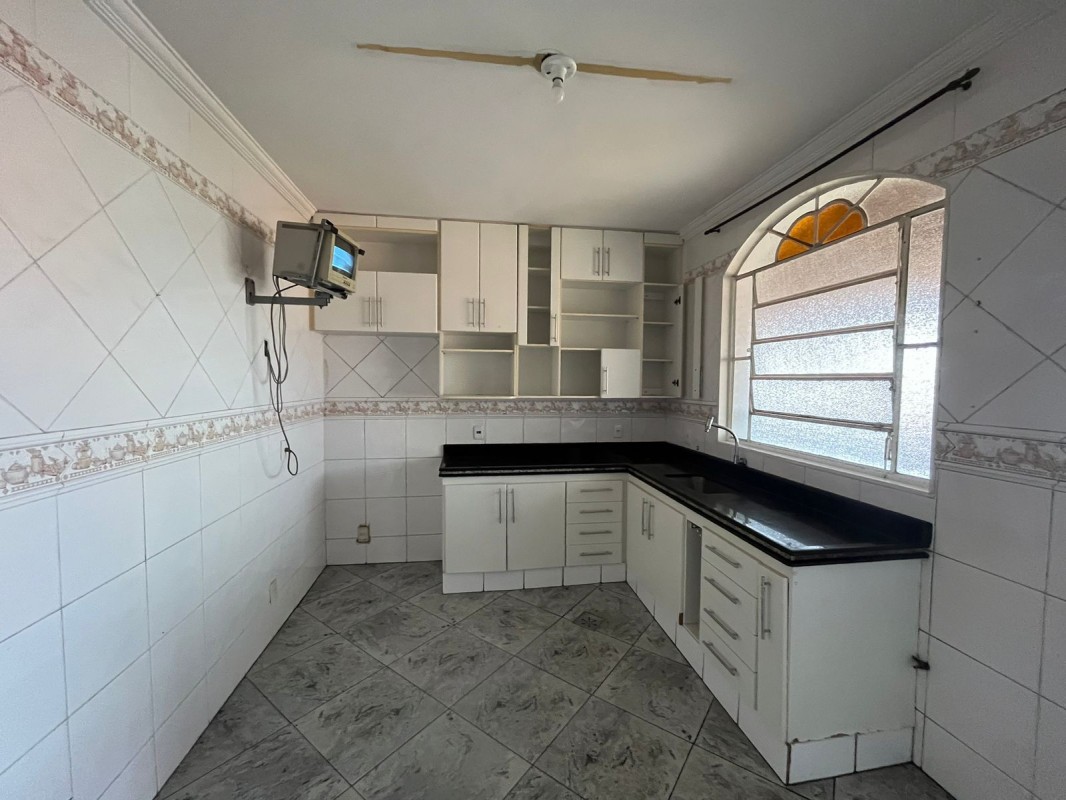 Casa, 4 quartos, 300 m² - Foto 11