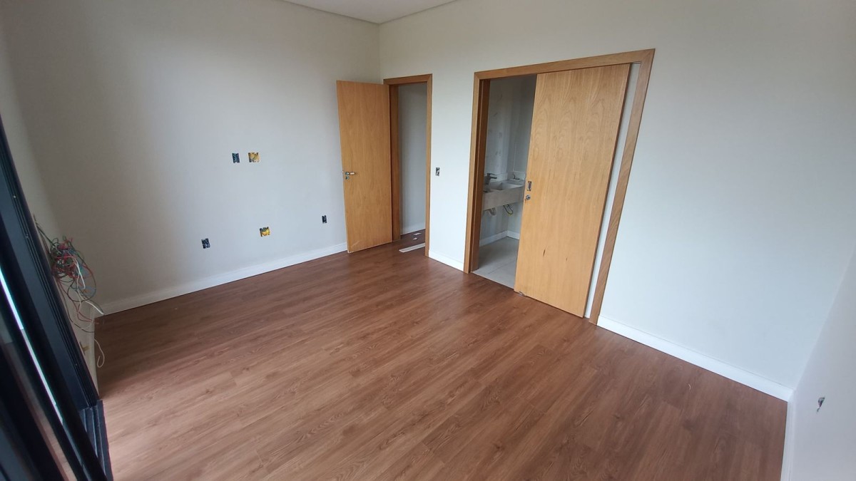 Casa, 3 quartos, 330 m² - Foto 3