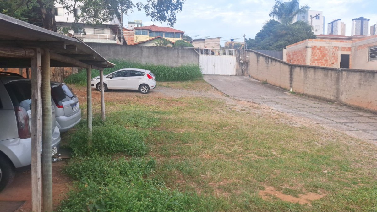 Casa, 3 quartos, 680 m² - Foto 1